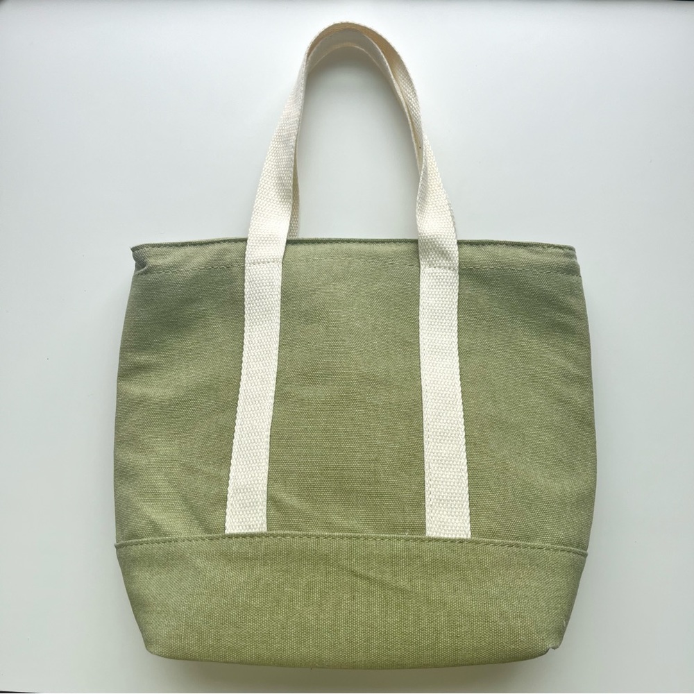 Target Thermal Bag | NWOT | Light green sage white small lunch bag zip